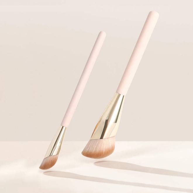 2-Piece Pink Makeup Brush Set with Rose Gold Aluminum Ferrule for Foundation and Concealer