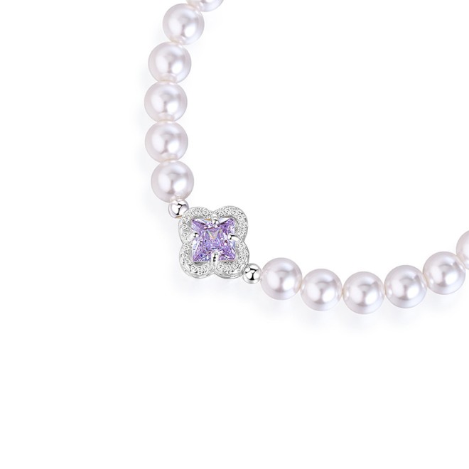 Four-Leaf Clover Pearl Beaded Bracelet