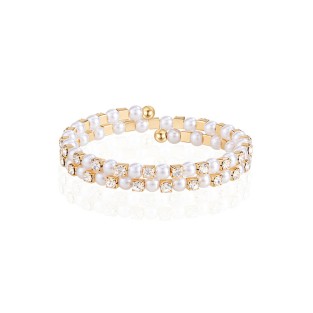 Simple Pearl Bracelet