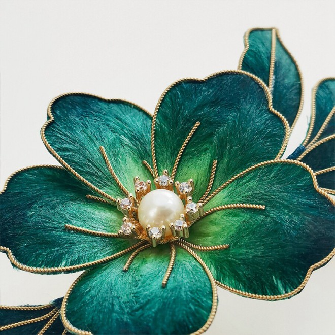 Original Intangible Cultural Heritage Velvet Flower Brooch