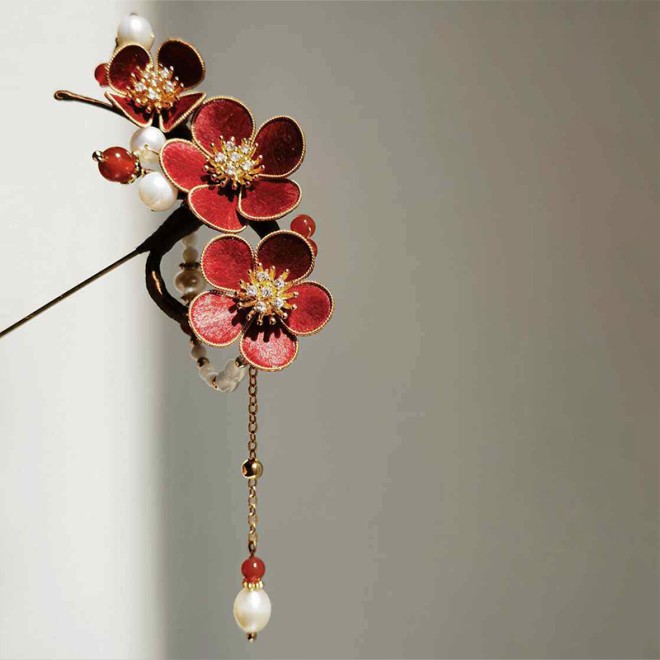 Intangible Cultural Heritage Velvet Flower Brooch
