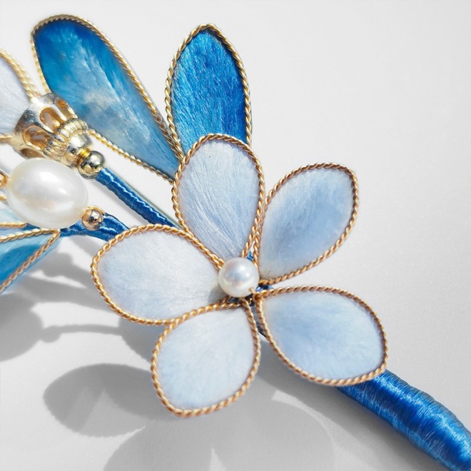 Intangible Cultural Heritage Velvet Flower Brooch