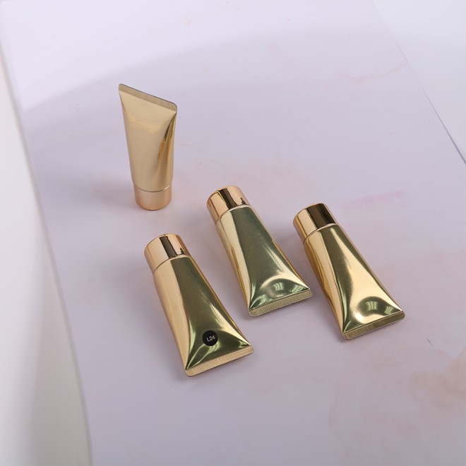 Moisturizing Matte Liquid Foundation Waterproof Oil-Control Full Coverage