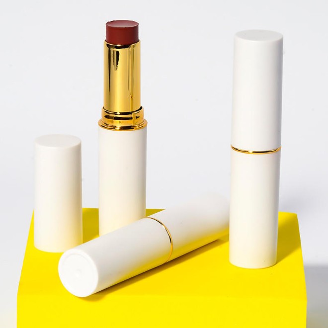 Brightening Gloss Vegan Lip Gloss Plumping and Pinkish, Mineral Oil Free
