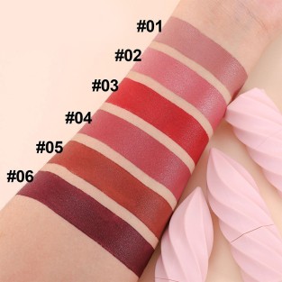 Faceted Design Matte Lipstick High Pigment Red Lipstick