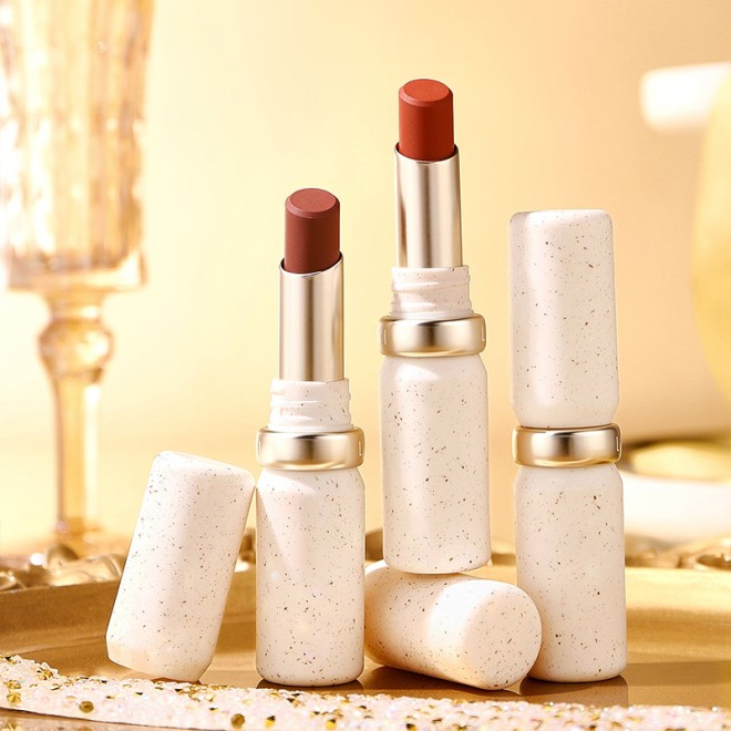 Waterproof Long-Lasting Non-Fading Smooth Lipstick