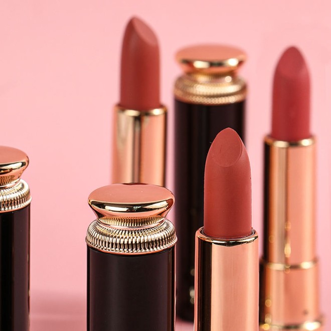Smooth Creamy Waterproof Matte Long-Lasting Lipstick Lip Gloss Pen