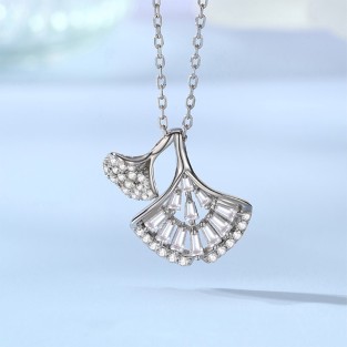 Pure Silver Zircon Leaf Pendant Necklace
