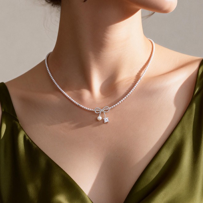 Bow Pearl Collarbone Necklace