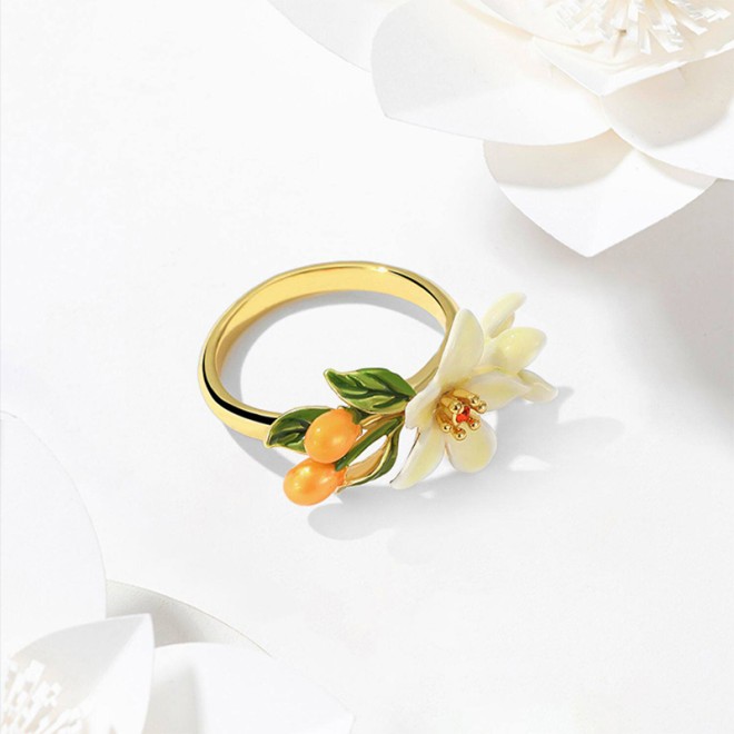 Open-Ended Kumquat Flower Ring